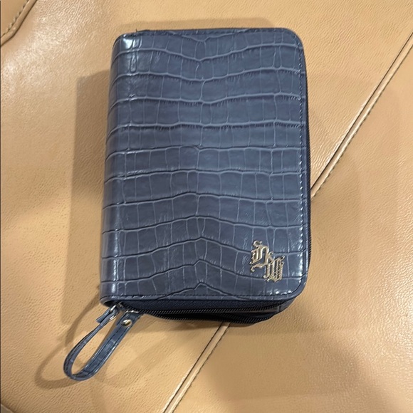 Versace Profumi Blue Crocodile-Embossed Men's Wallet - Picture 1 of 8